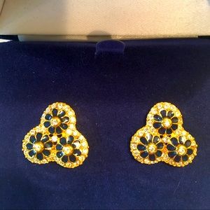 These Camrose and Kross Earrings